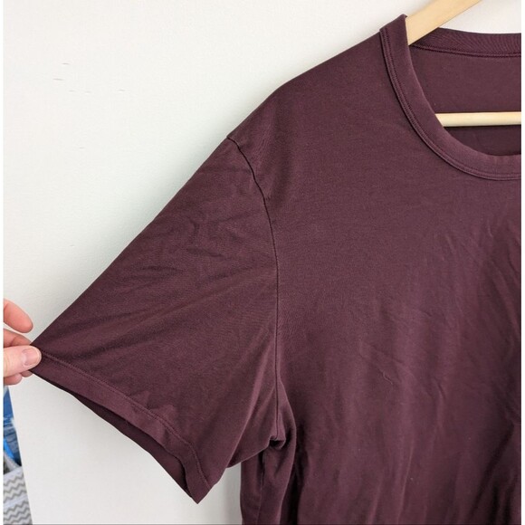 LULULEMON Fundamental Casual Maroon Red T-Shirt Men's estimated size XL - Picture 4 of 7